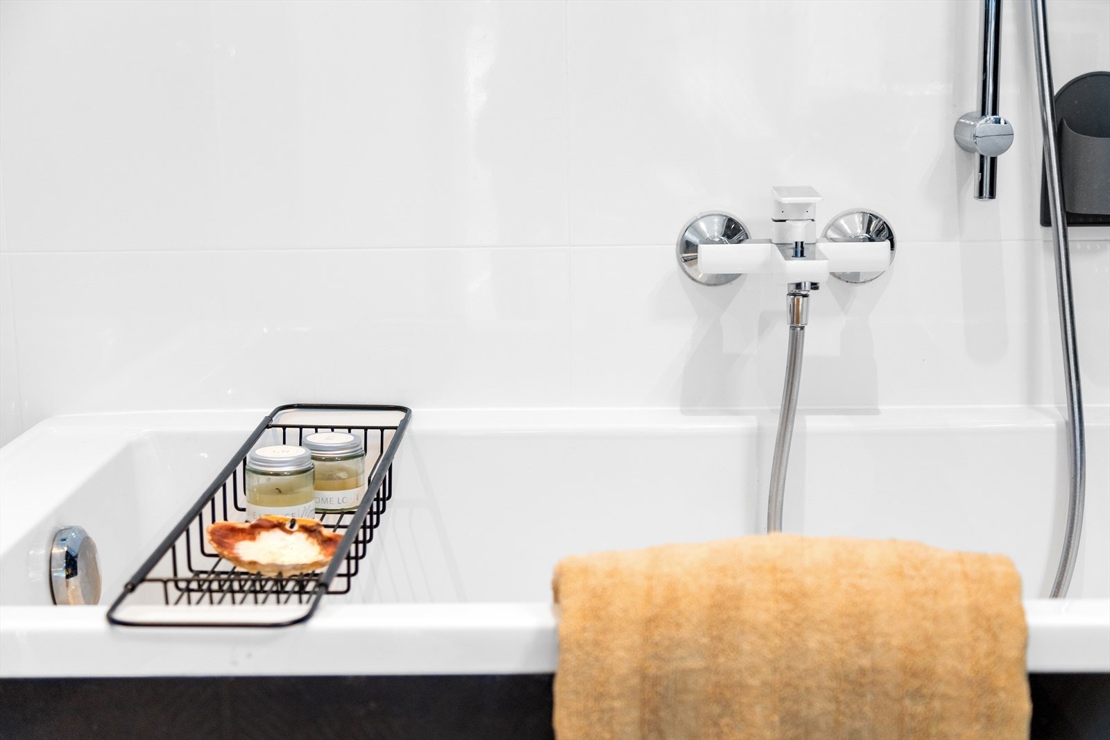 Hverdagsluksus med moderne løsninger og god plass. Galleribilde