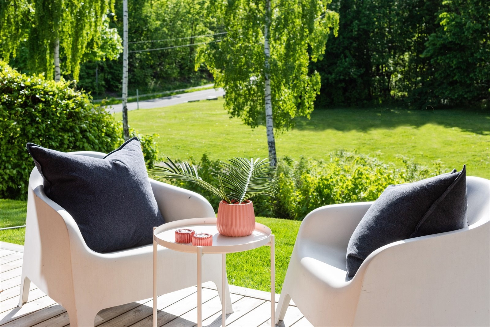 Bakre terrasse, Sommer Galleribilde