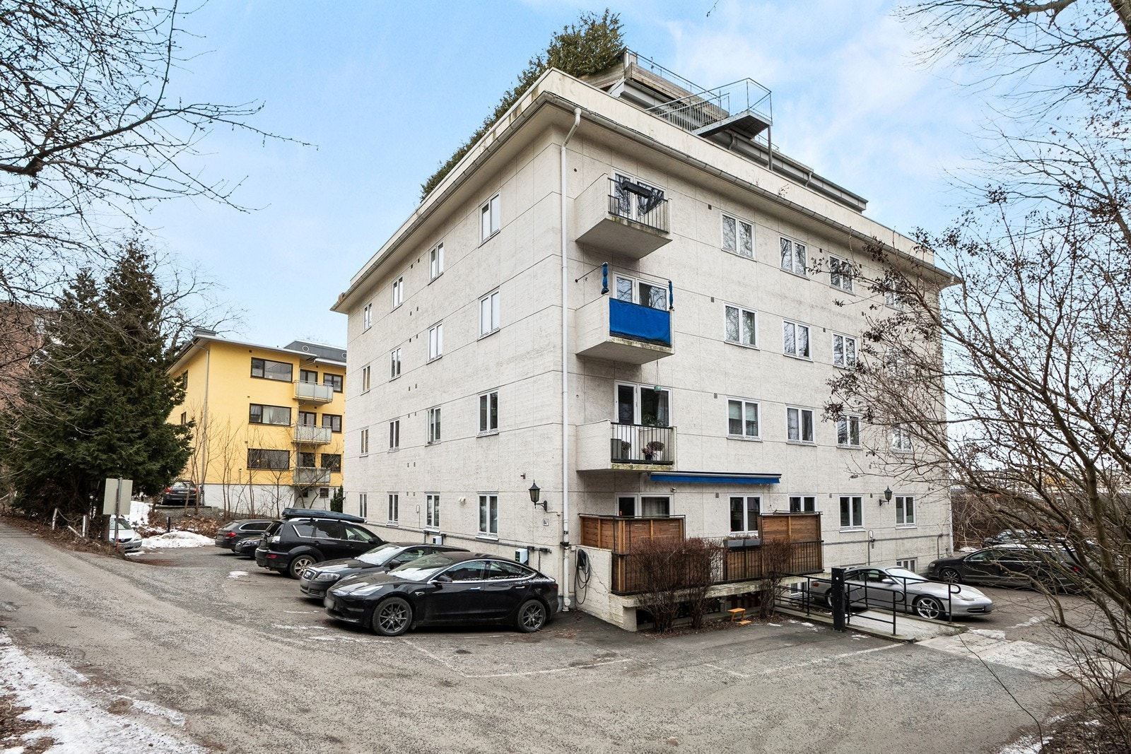 Et superfint sted å bo for deg som ønsker en sentral beliggenhet, med alt som byen byr på. Like i nærheten har du både Solli Plass og Aker Brygge/Tjuvholmen. Galleribilde