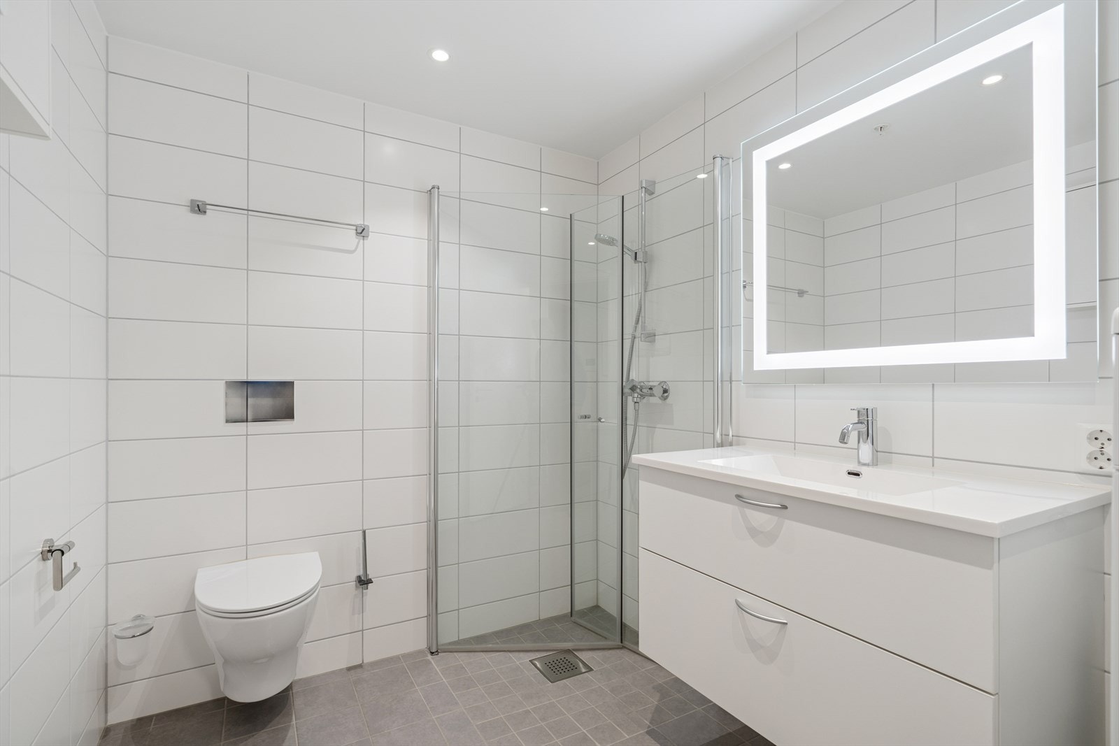 Badet ble etablert i 2022 og fremstår som moderne, stilrent og svært funksjonelt Galleribilde