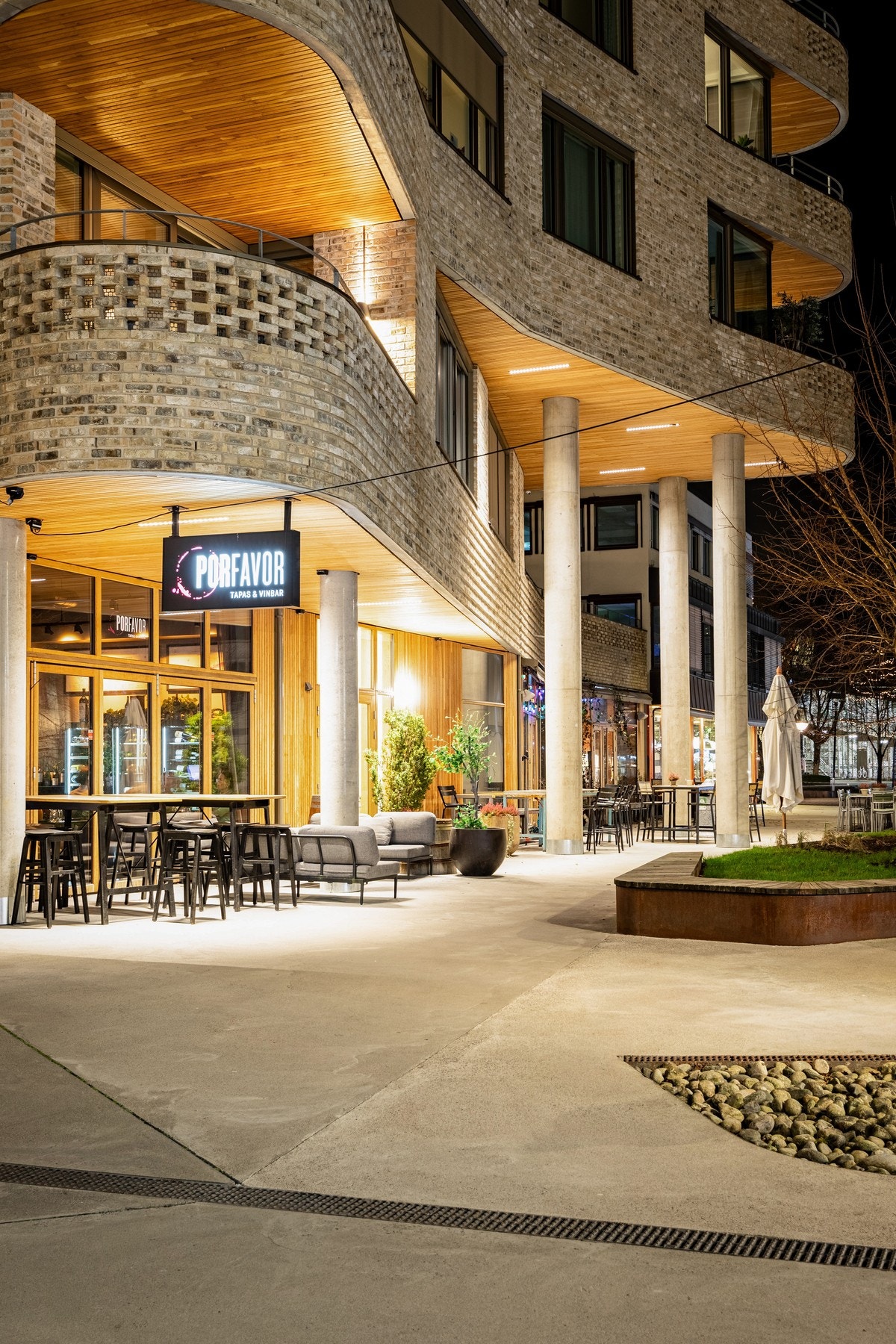 Asker sentrum med alt du måtte trenge av Resturanter og servicetilbud. Galleribilde