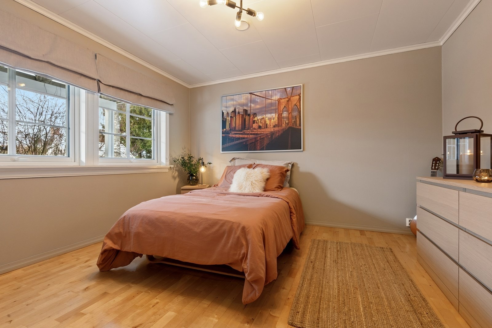 Boligen har totalt fire soverom, fordelt på to plan. Galleribilde