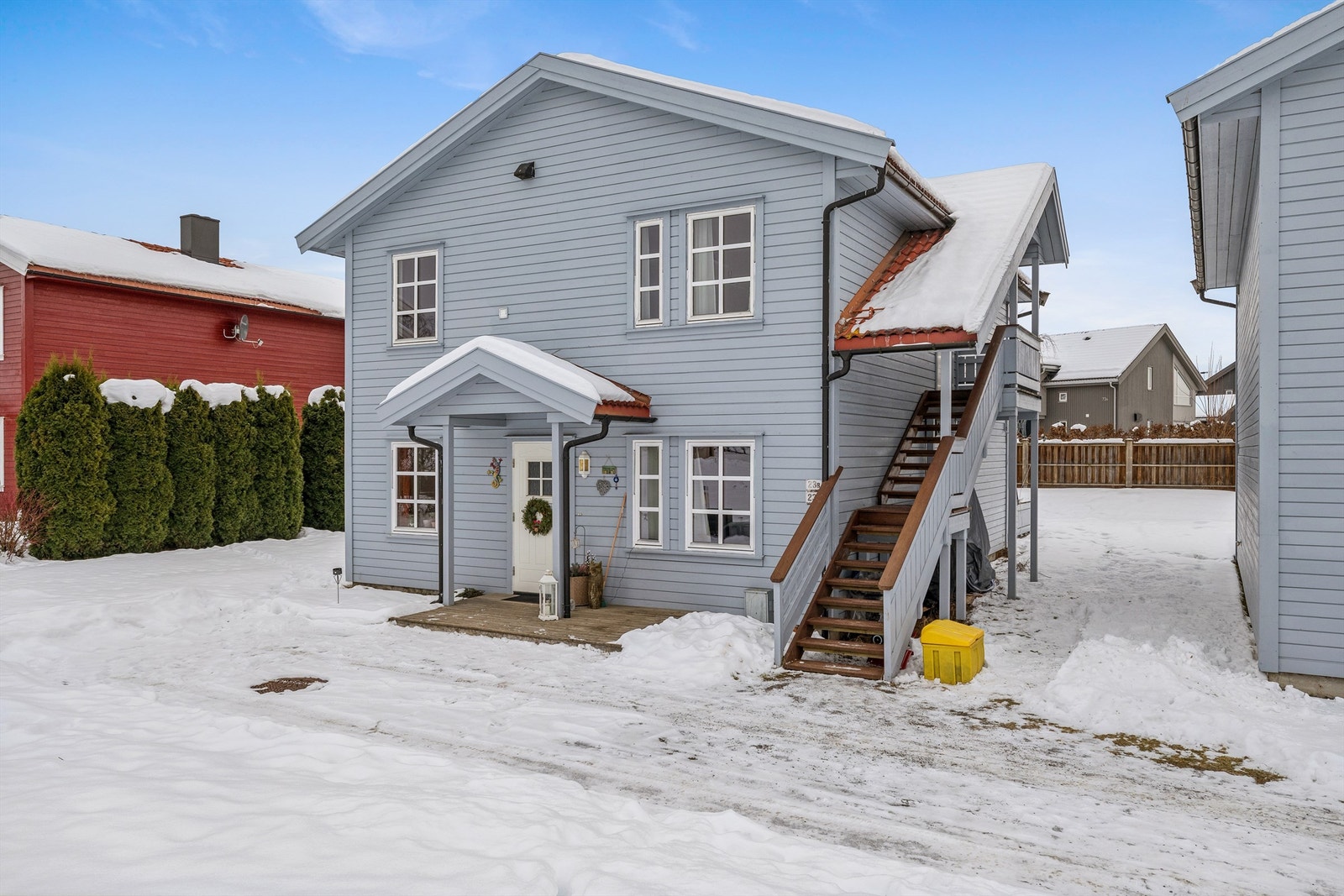 Velkommen til Nordre Graner 23B! Lettstelt halvpart av tomannsbolig med alt samlet på ett plan i 2. etasje. (Foto: EFKT v/Krisrtian Haug) Galleribilde