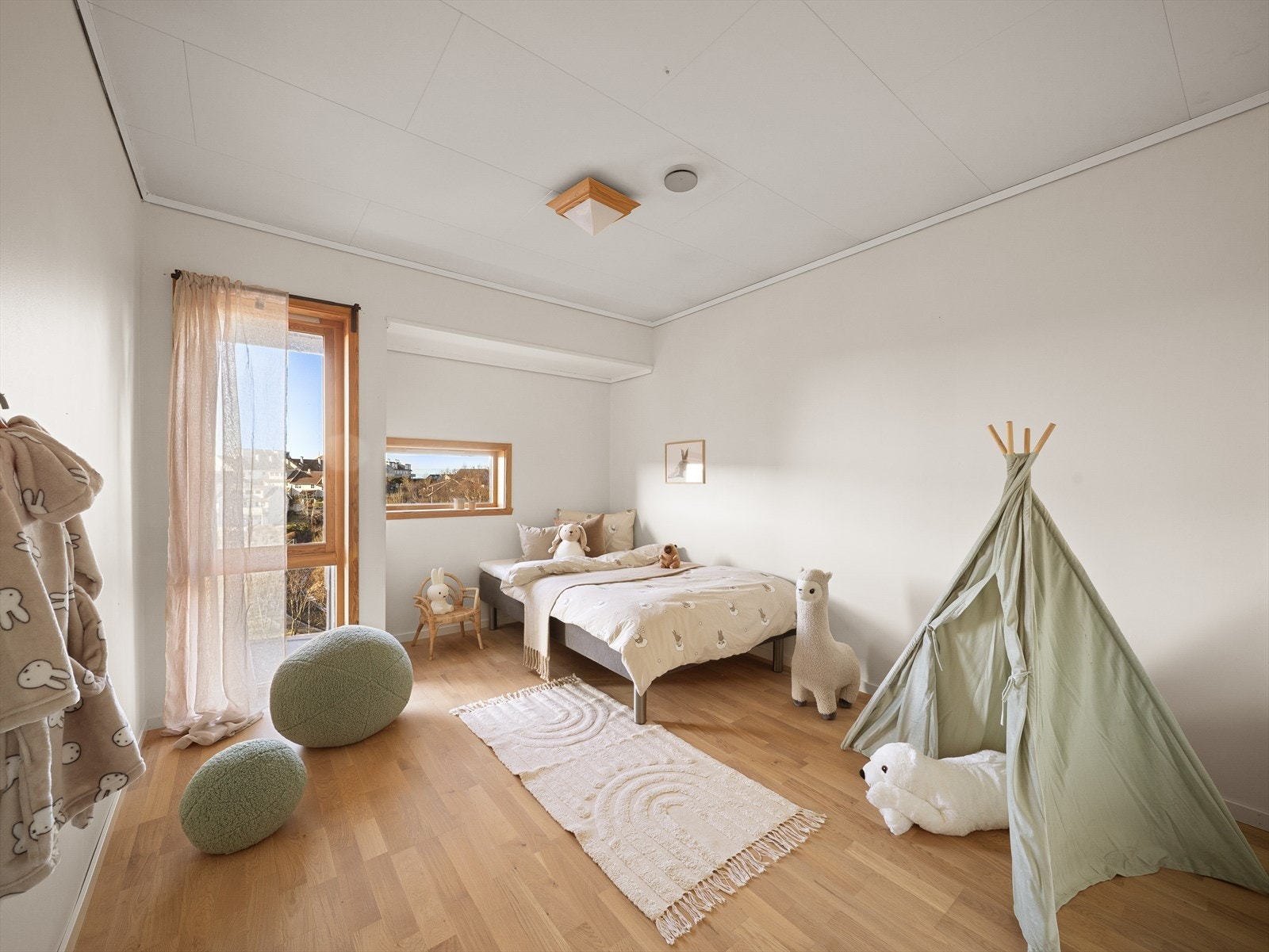 Soverom to er av god størrelse. Galleribilde