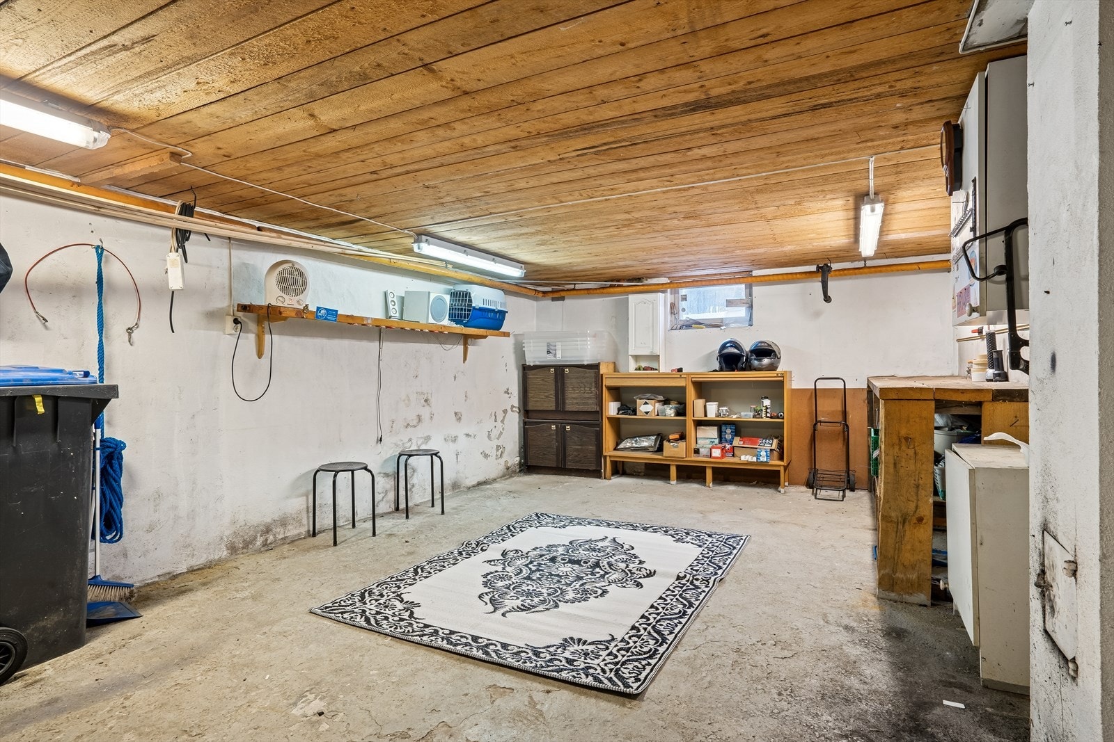 Med et gulvareal på 76 m² gir kjelleren svært gode lagringsmuligheter. Galleribilde