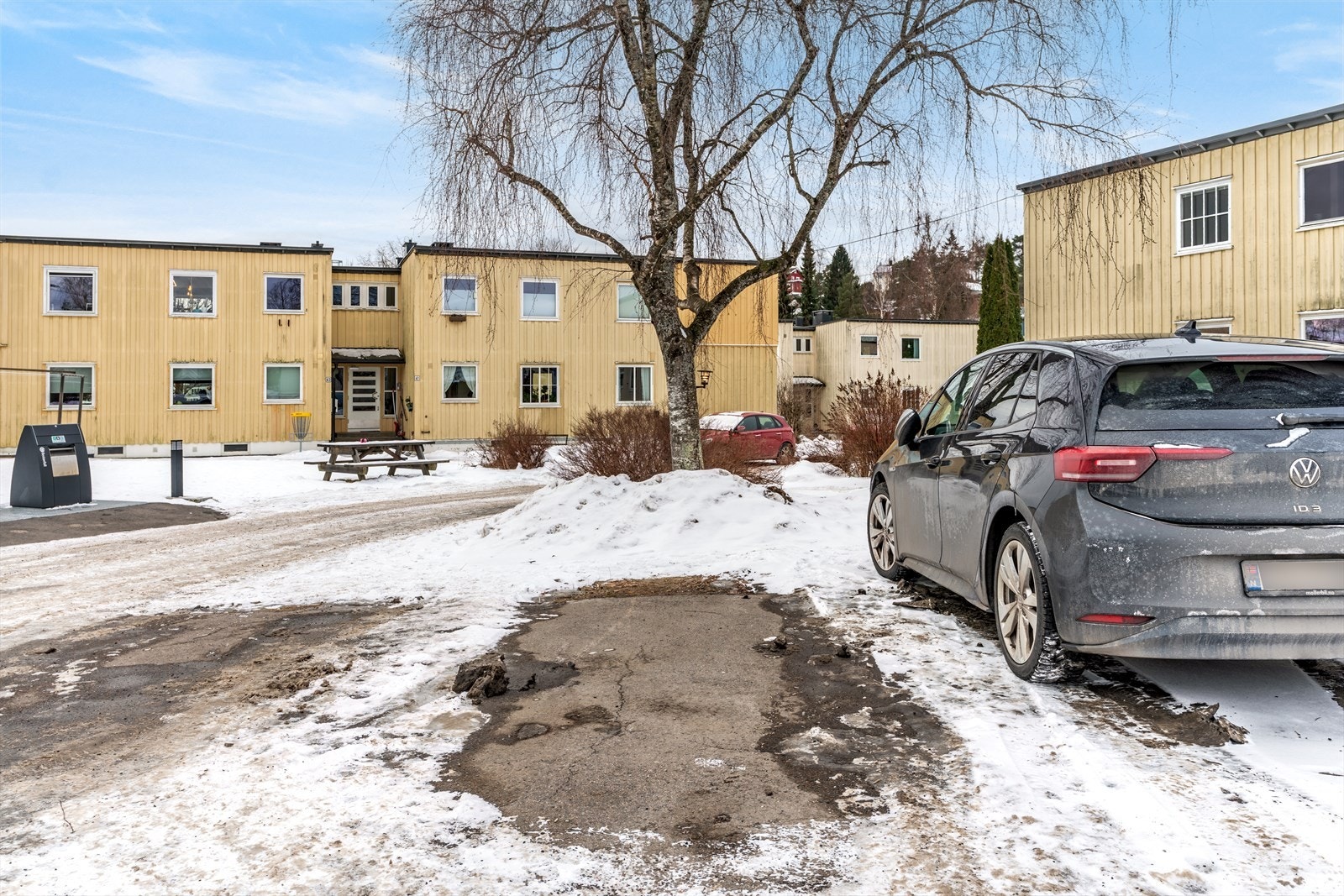 Det medfølger en fast parkeringsplass. Galleribilde