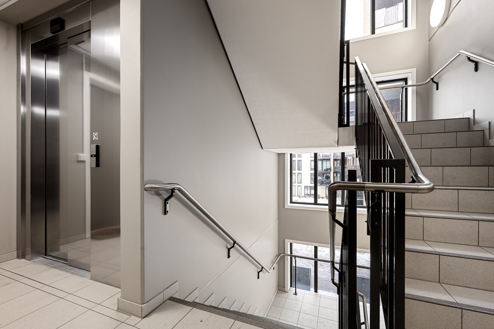 Heis i bygget Galleribilde