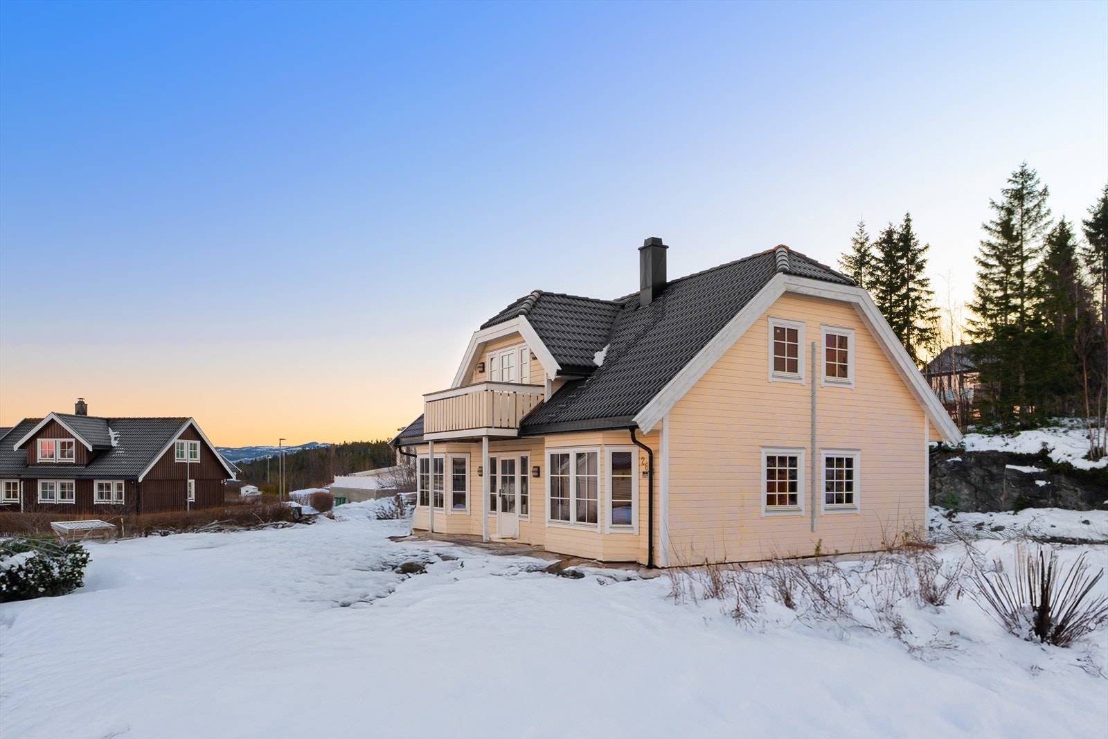 Dette er en innbydende og innholdsrik enebolig beliggende i populære Geving, Lånke Galleribilde