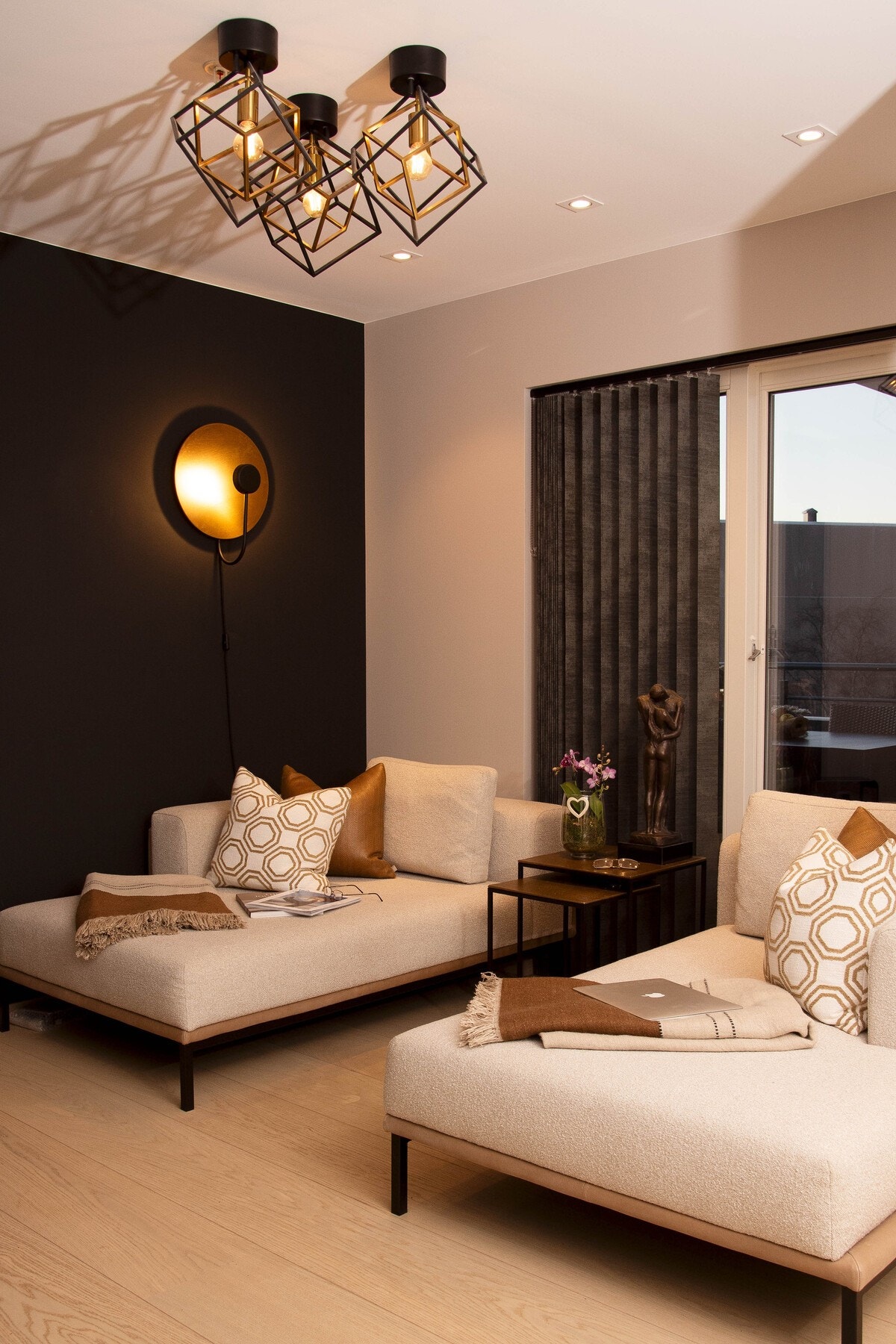 Tv-stue (opprinnelig soverom) Galleribilde