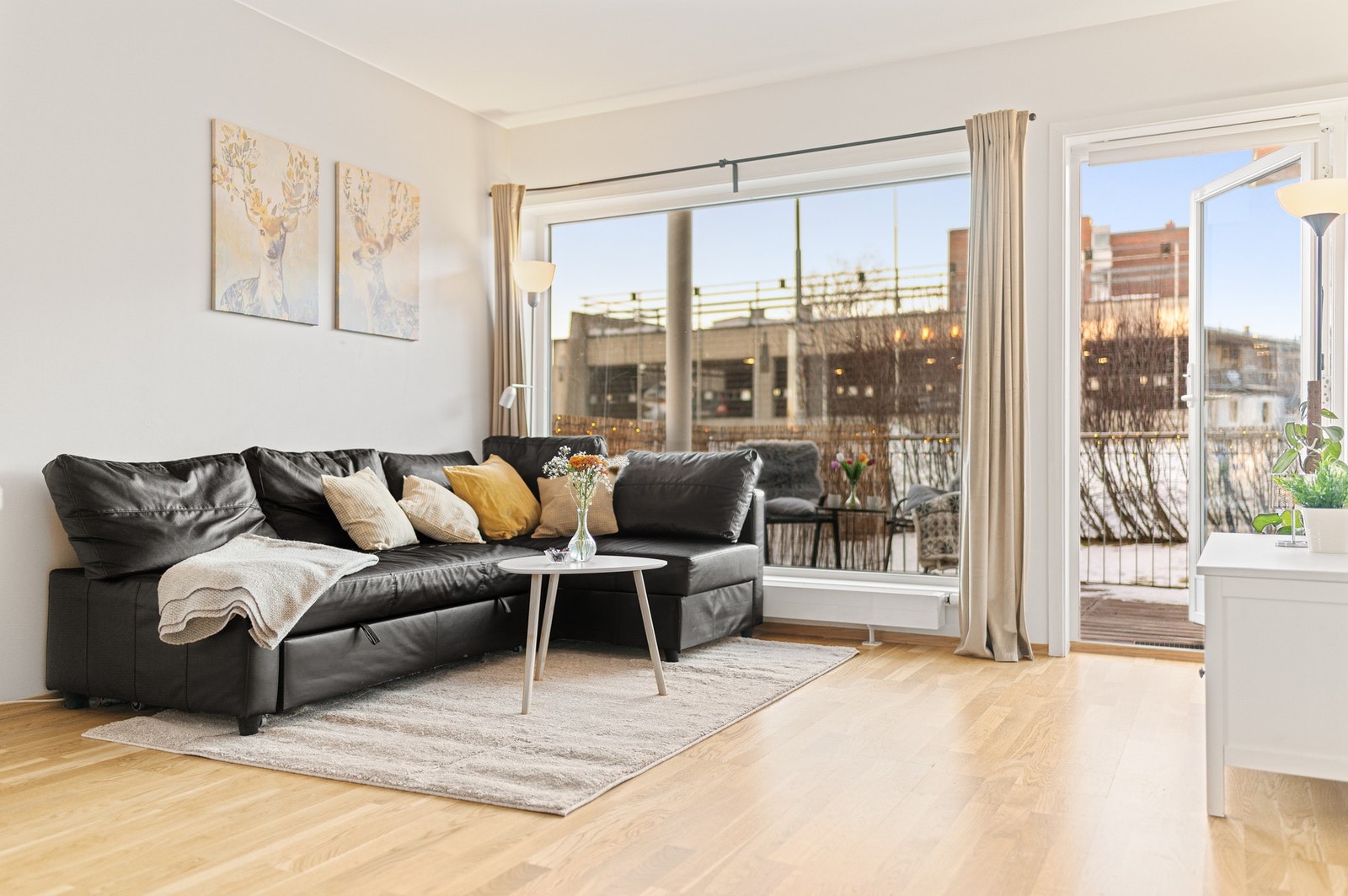 Leiligheten har gjennomgående fin standard og god planløsning. Galleribilde