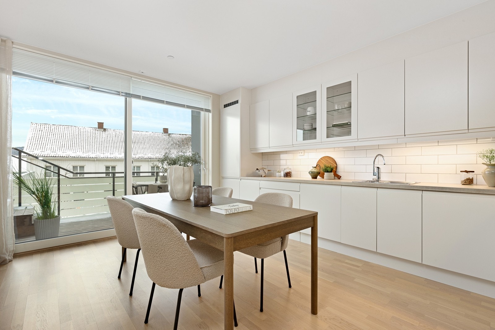 Et balansert ventilasjonsanlegg sørger for et sunt og godt inneklima i hele boligen. Galleribilde