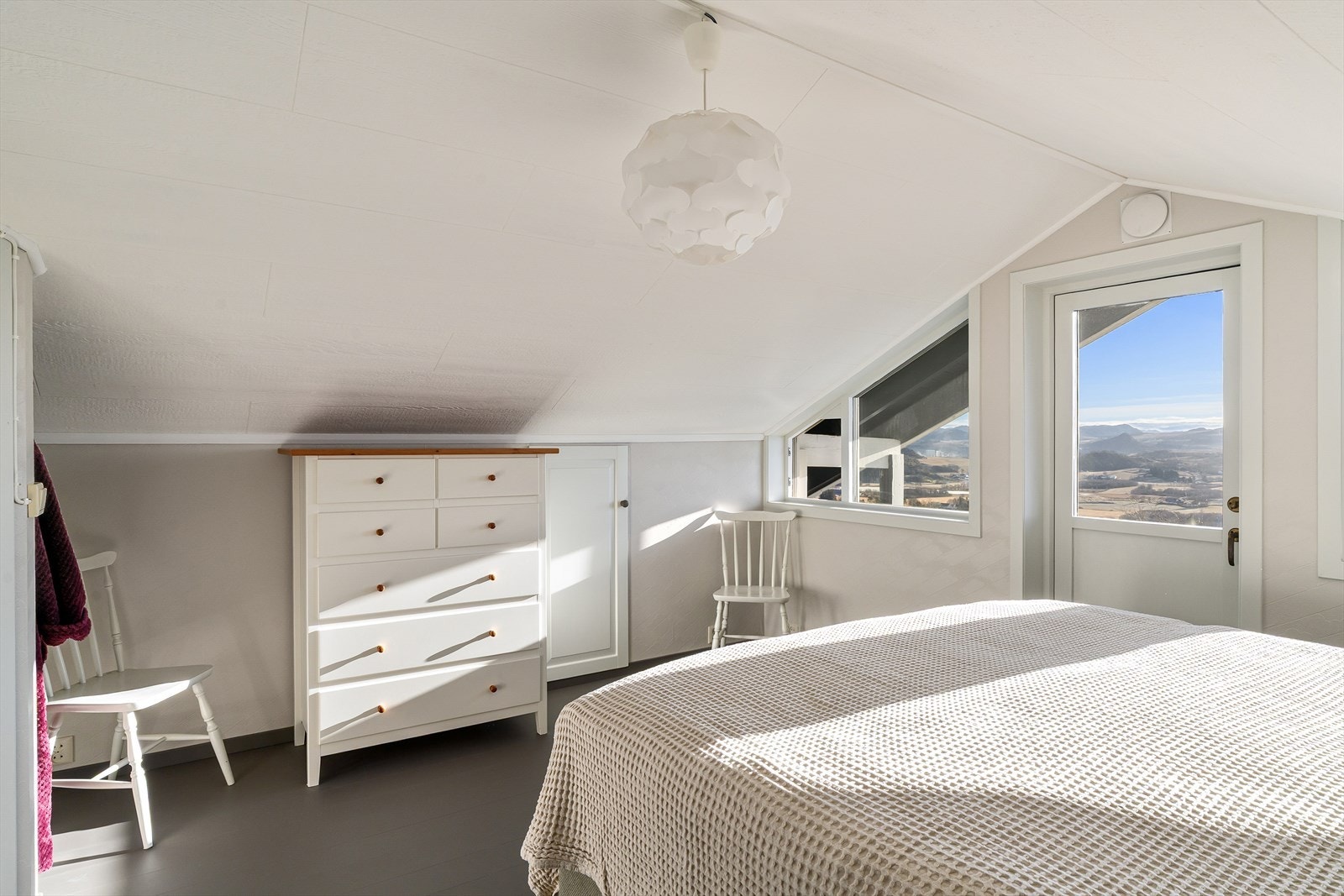 Soverom. Galleribilde