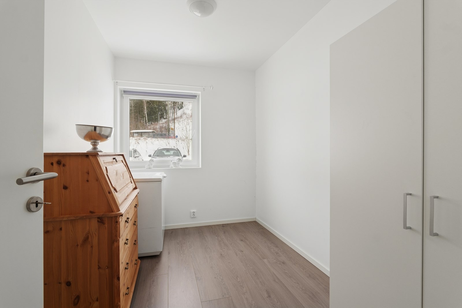 Soverom 3 er også av god størrelse og kan møbleres etter ønske. Galleribilde