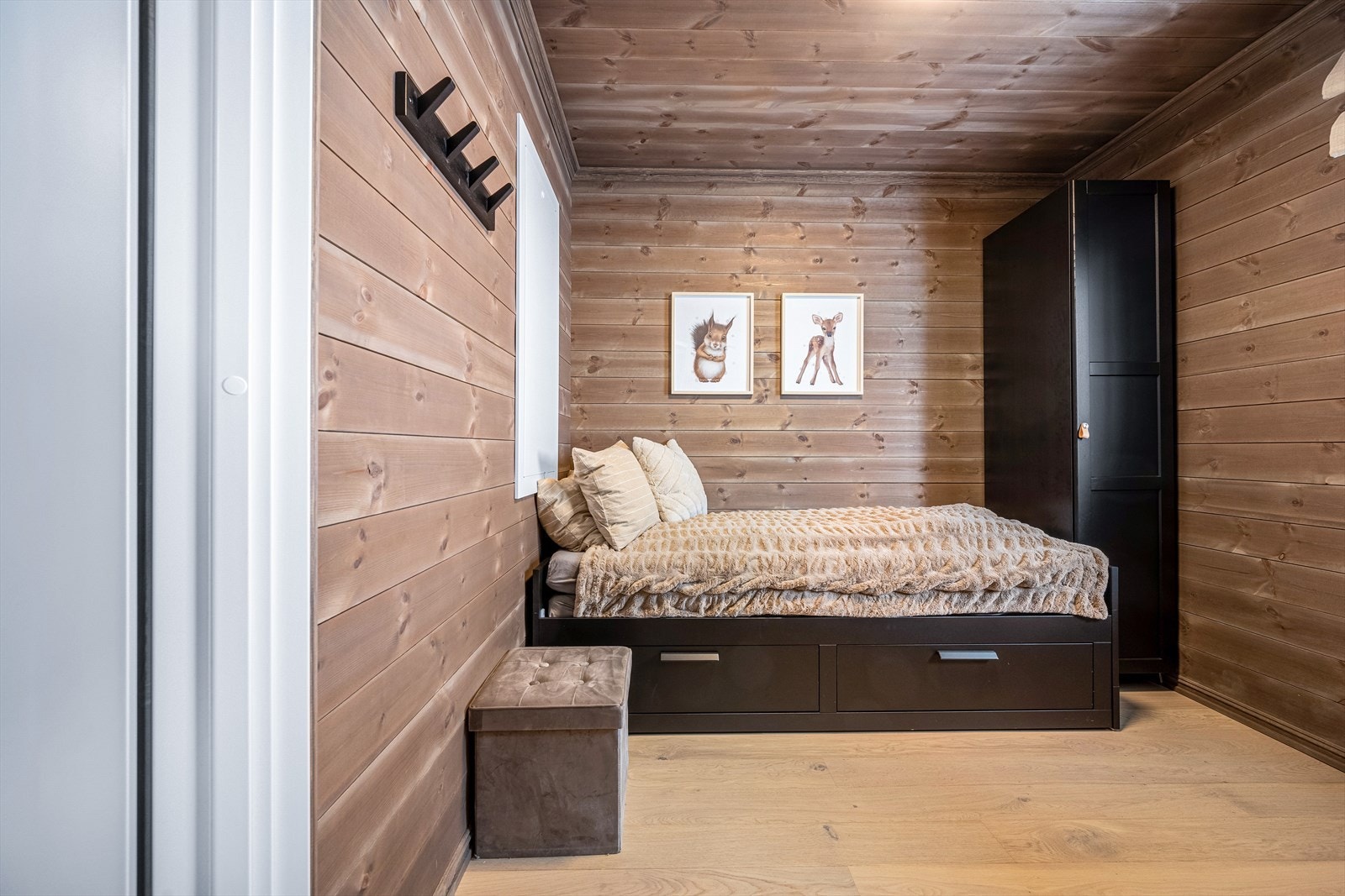 _NZ80325.jpg Galleribilde