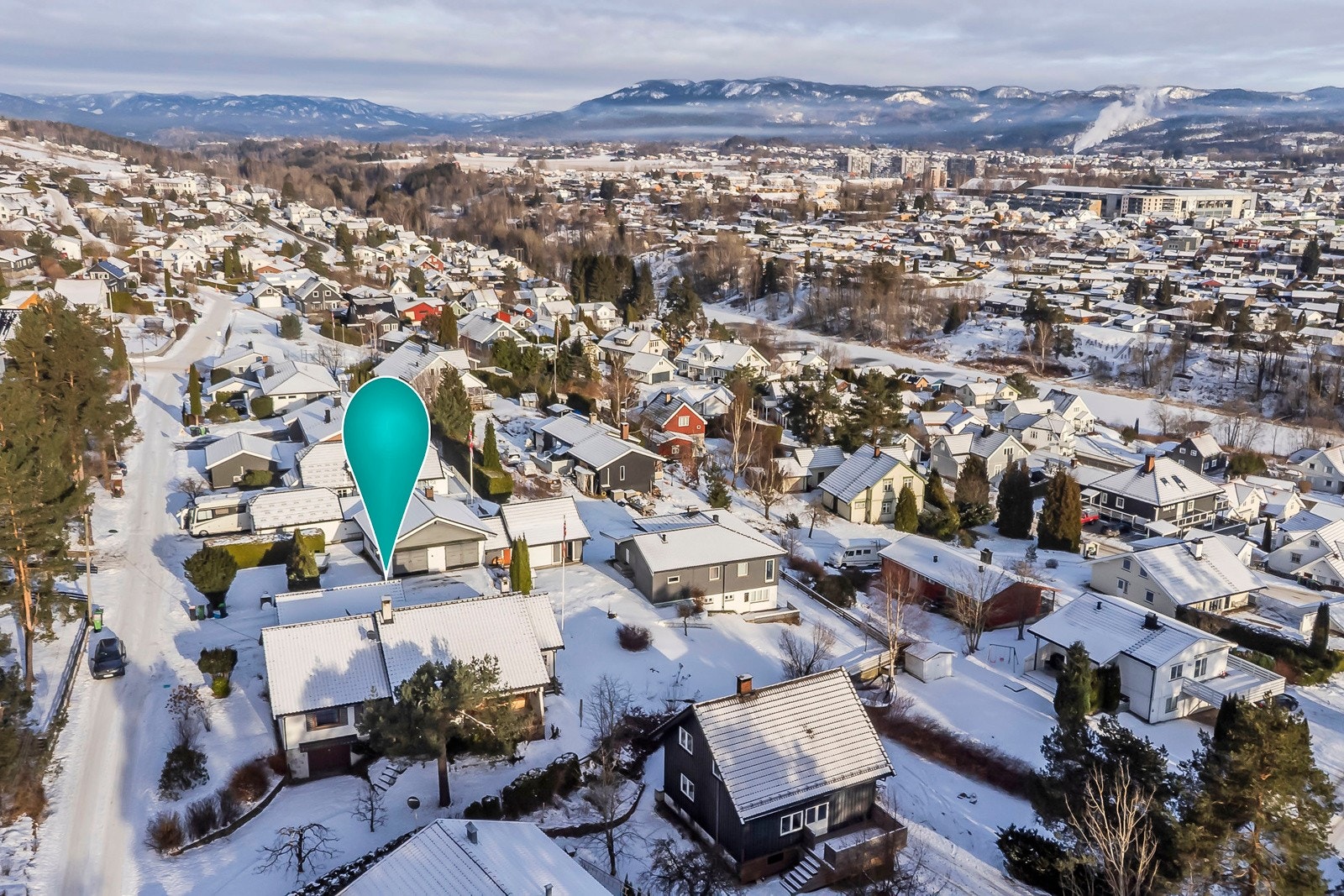 God utsikt mot Skien i øst. Galleribilde