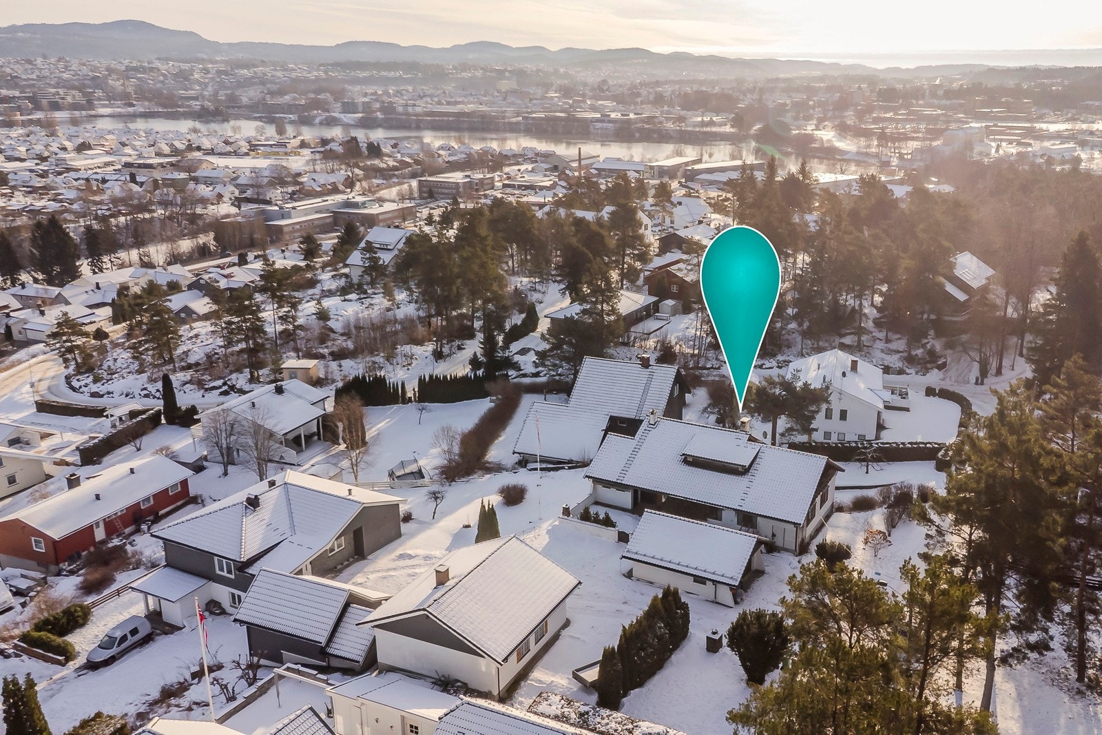 God utsikt mot Skien i øst. Galleribilde