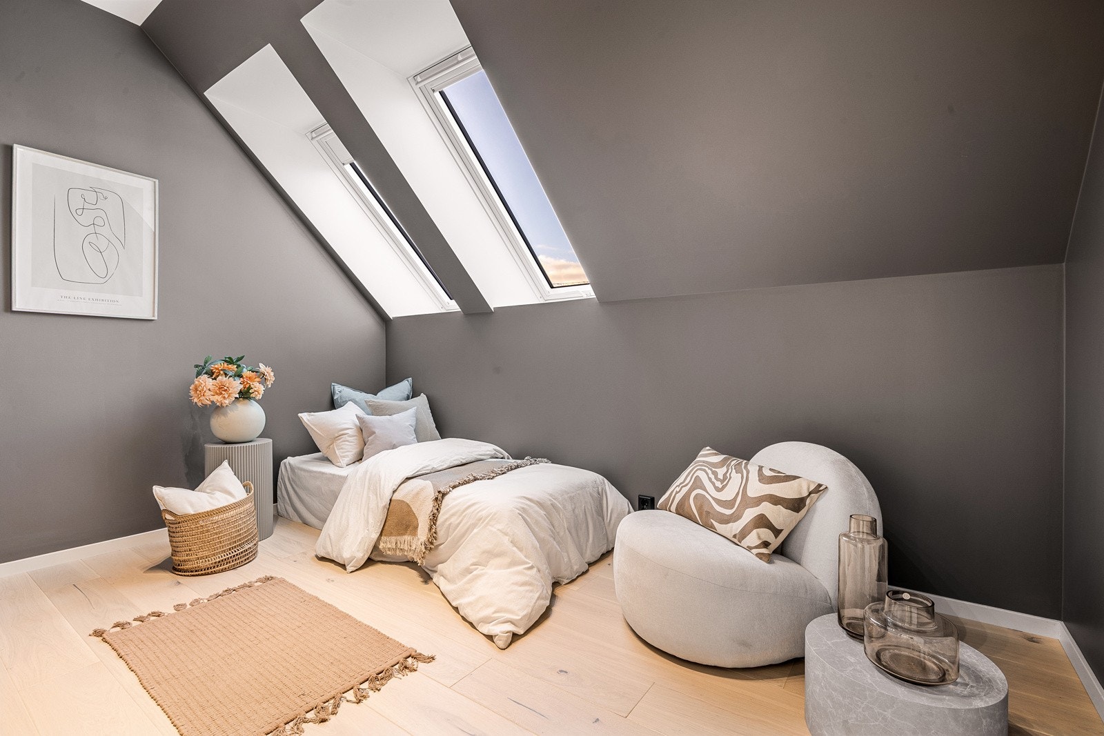 - De andre soverommene er 7,9 kvm - Galleribilde