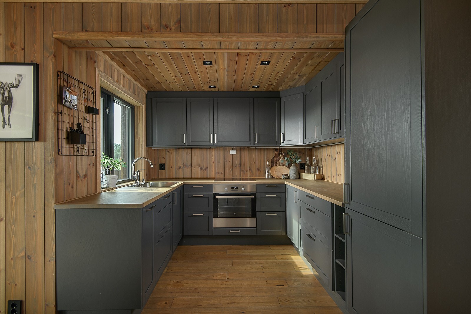 Inspirasjonsbilde fra en Rå hytte Galleribilde