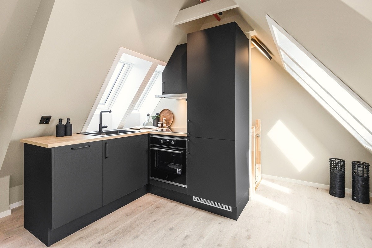 Velkommen til Stavnevegen 4! En stor og nyrenovert leilighet på 86 kvm med en svært attraktiv beliggenhet! Galleribilde