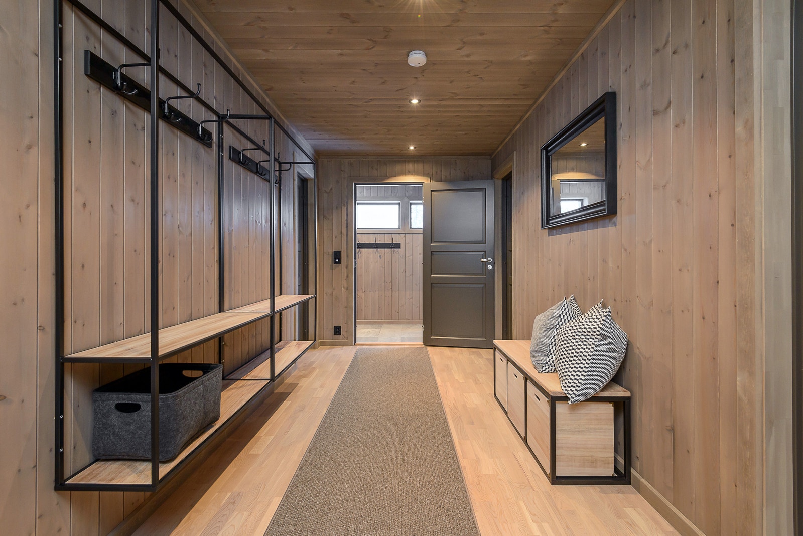 Interiør fra en lignende hytte Galleribilde