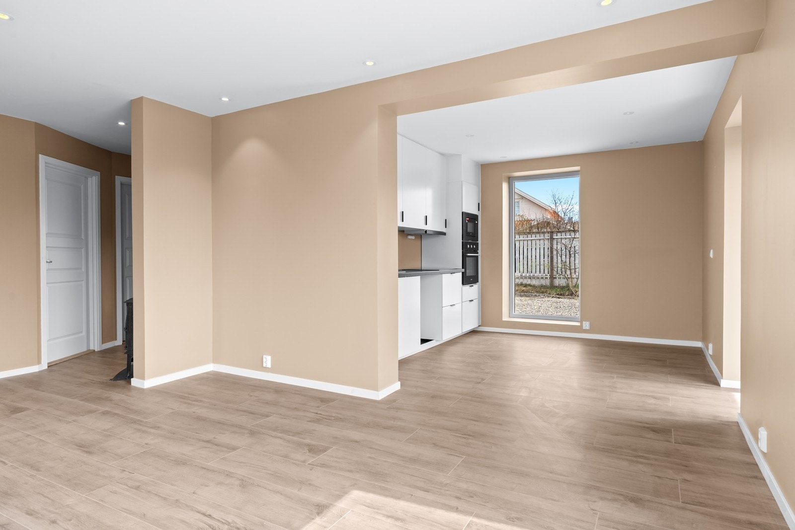 Åpen løsning mot kjøkken Galleribilde