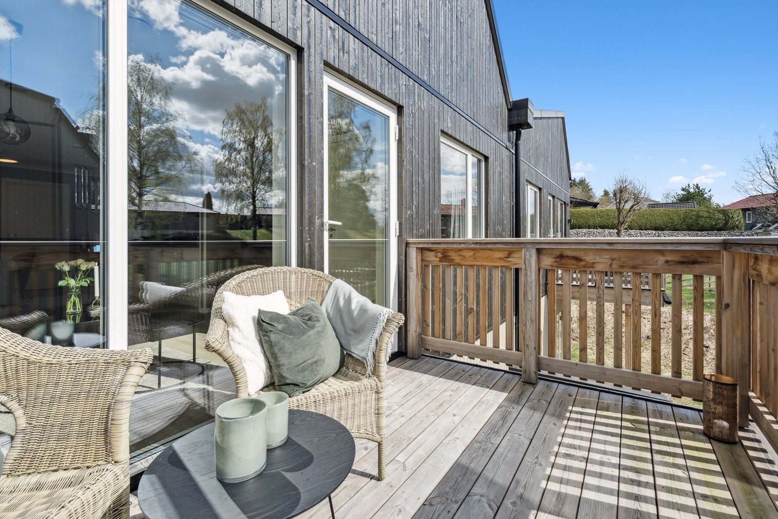 Her kan en nyte en kopp kaffe i solen, eller en god middag i godt selskap. Galleribilde