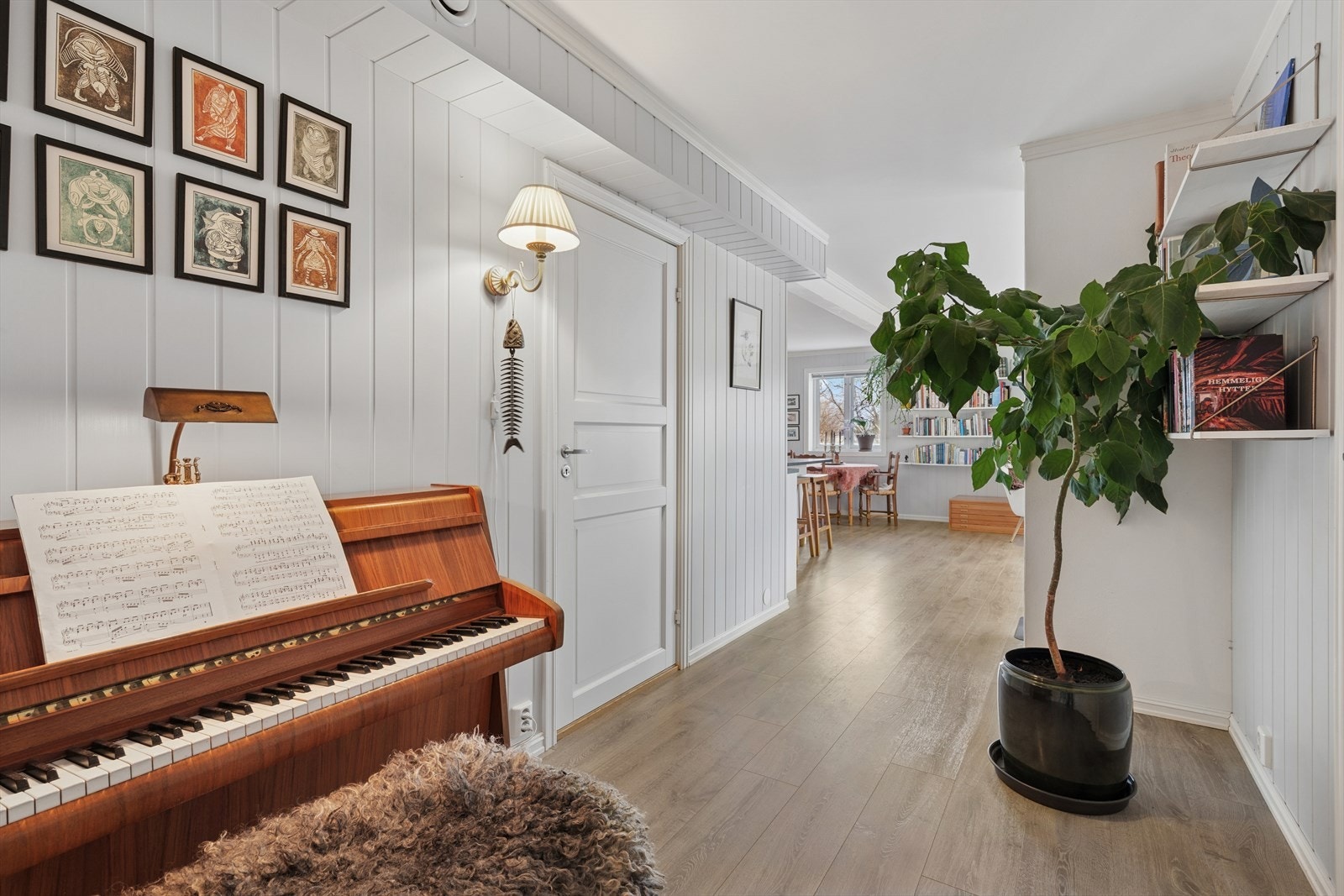 Leiligheten har en praktisk planløsning som gjør den enkel å møblere Galleribilde