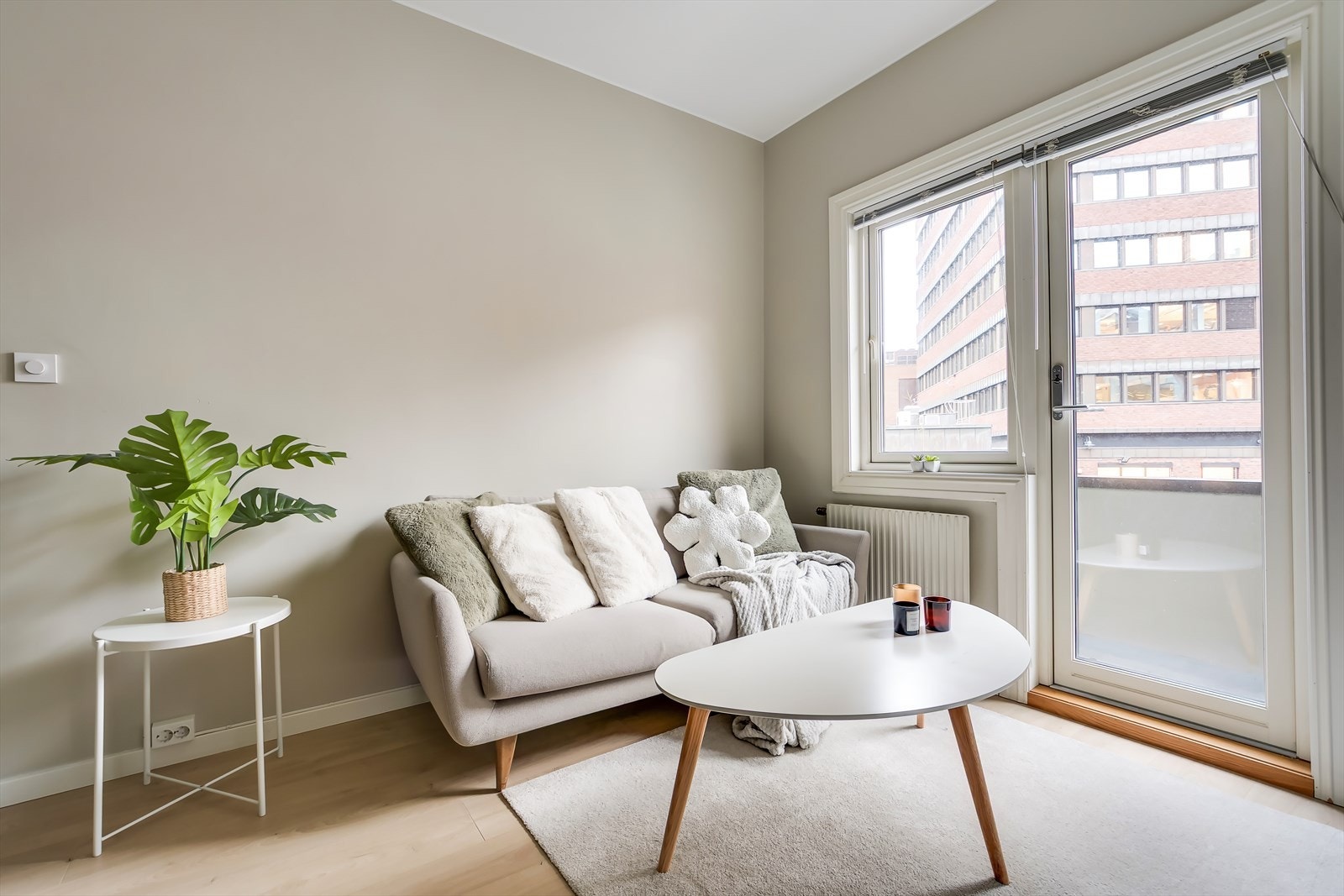 Her får du en innbydende 3-roms midt på Tøyen med alt like utenfor døren Galleribilde