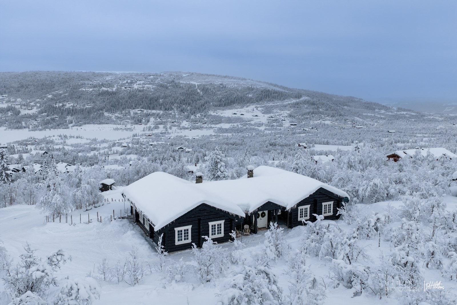 Her kan en sette på seg skiene rett utenfor hyttedøren og skli ut i det store løypenettet Vaset har å by på. Galleribilde