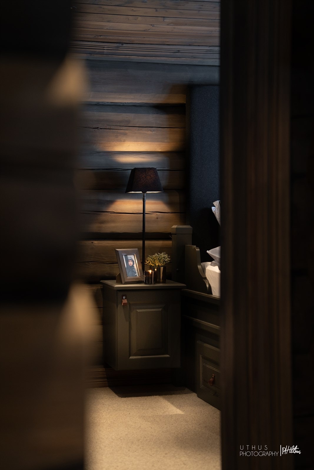 Hytta har 4 soverom, hvorav 3 store og 1 køyerom med 4/5 sengeplasser. Galleribilde