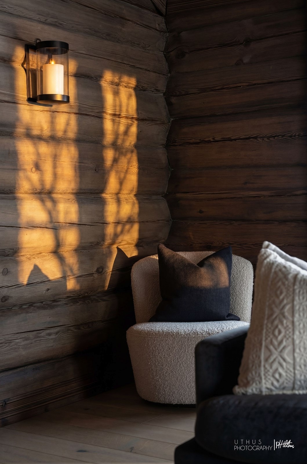 Takhøyden i hytta gir en meget god romfølelse. Galleribilde