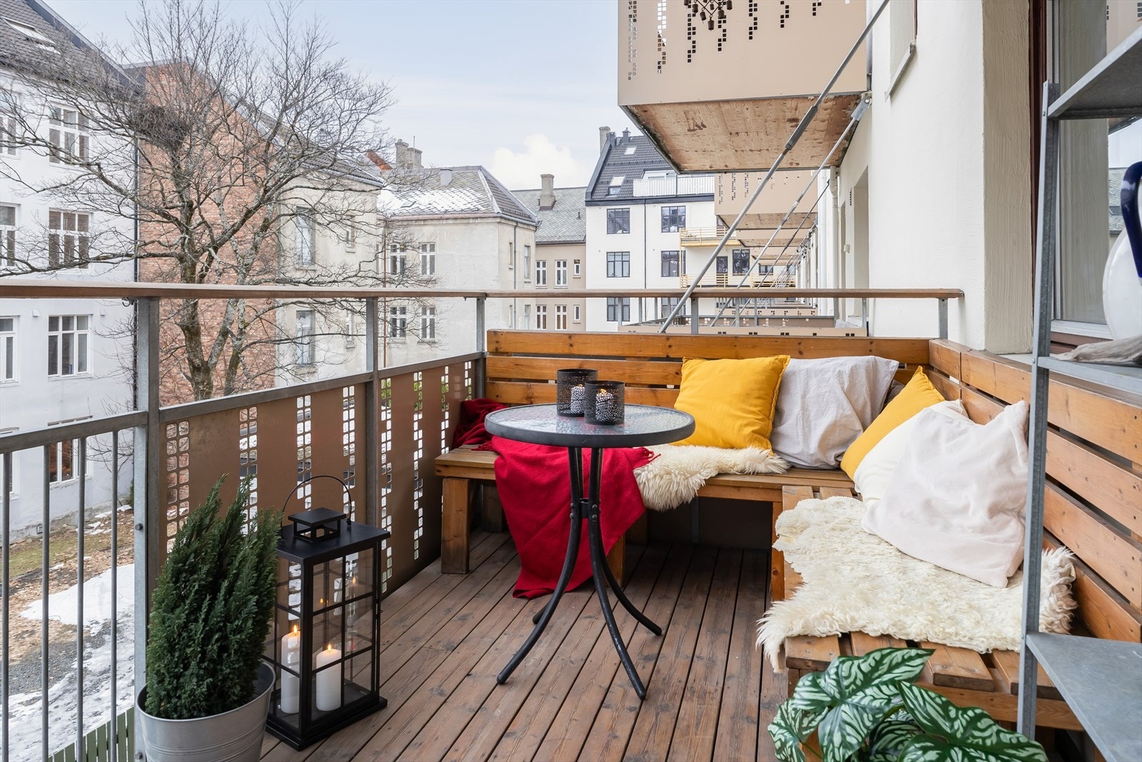 Leilighetens andre balkong er på ca. 8 m² og er vestvendt. Galleribilde