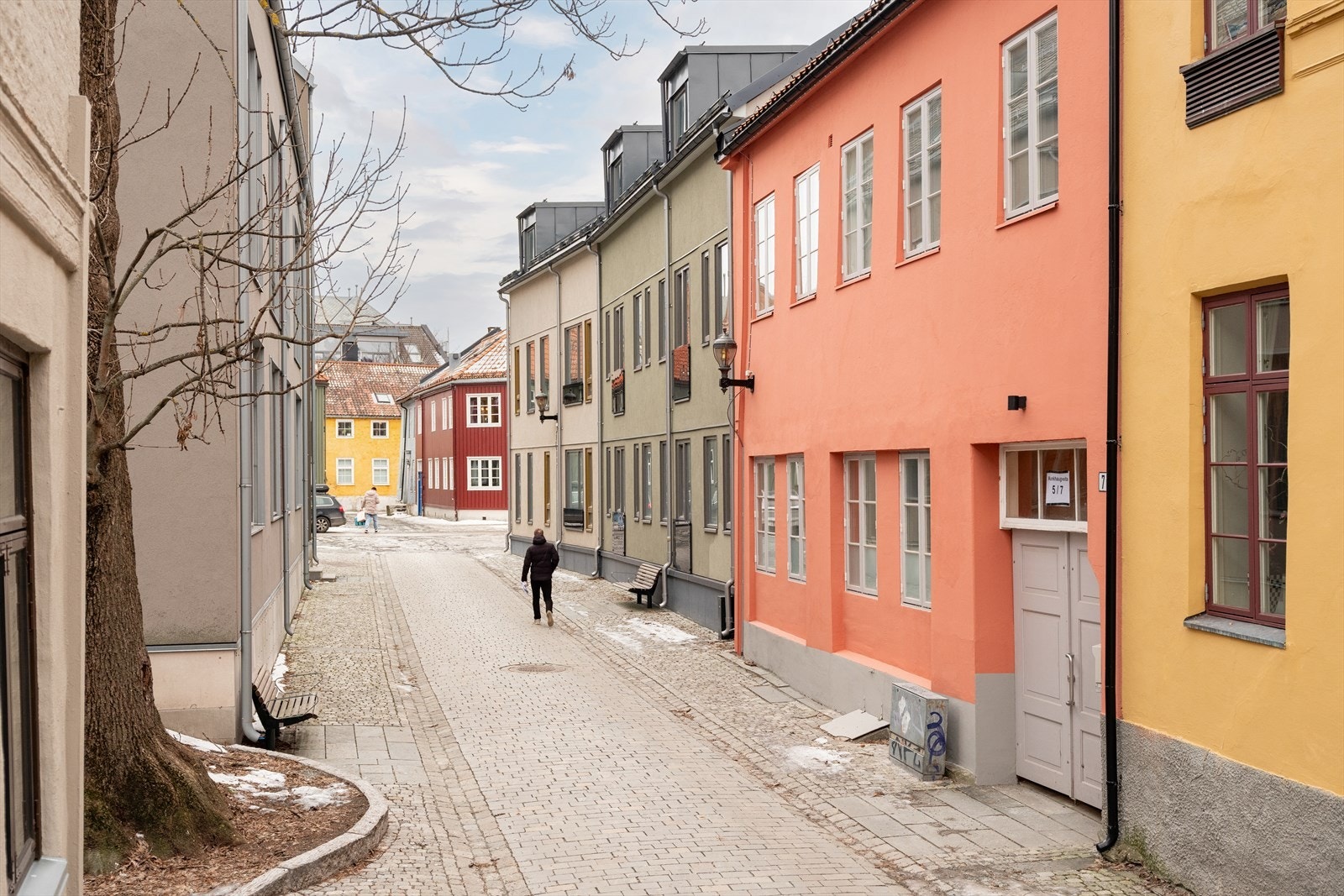 Det er tillatt med dyr i sameiet. Se nærmere informasjon i vedlagte husordensregler. Galleribilde