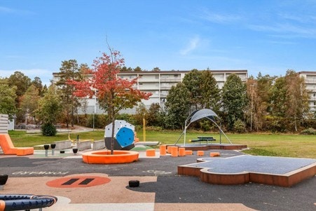 Lekeplass. Galleribilde