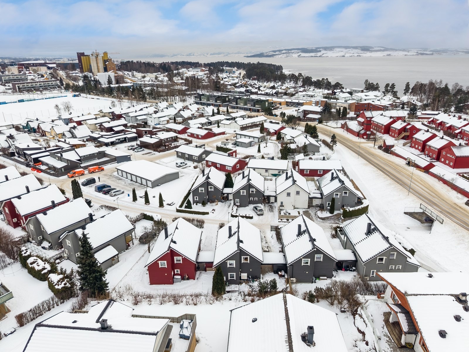 Området er kjent for sine gode turmuligheter, med naturskjønne stier og rekreasjonsområder i umiddelbar nærhet. Galleribilde