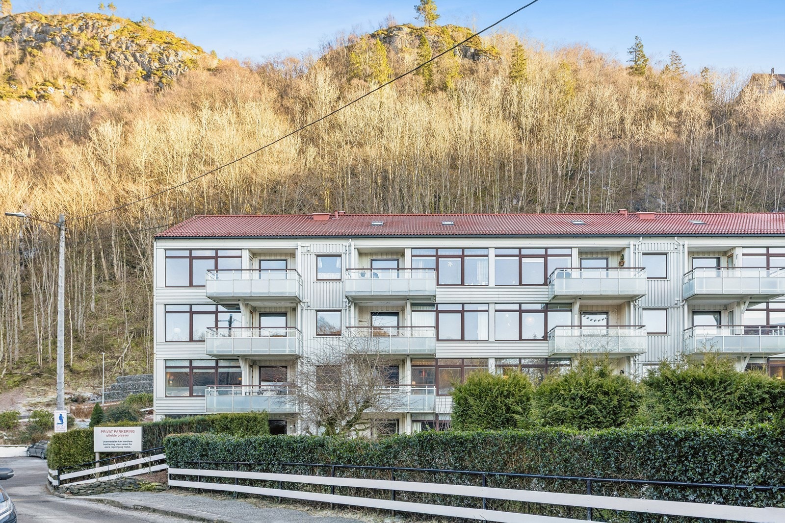 Borettslaget har gjennomført utvidelse av altaner i 2013. Galleribilde