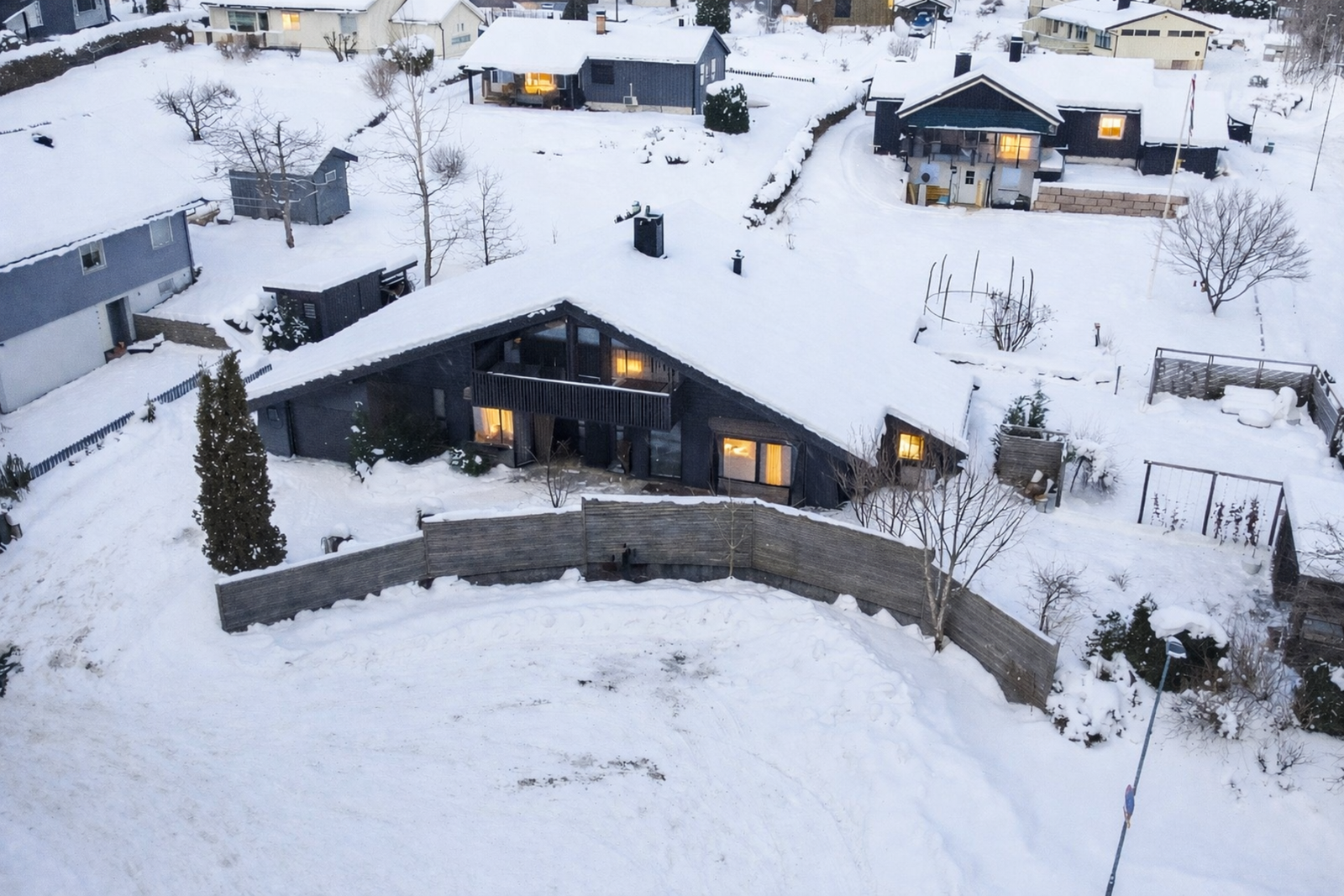Tilbaketrukket og skjermet i enden av blindvei Galleribilde