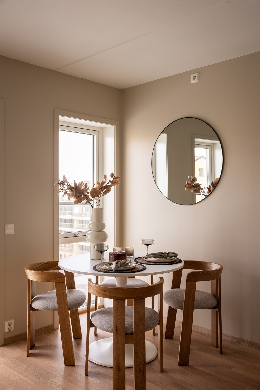 Hyggelig spiseplass. Galleribilde