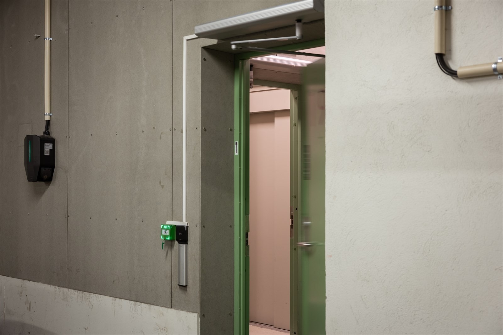 Direkte heisadkomst. Galleribilde