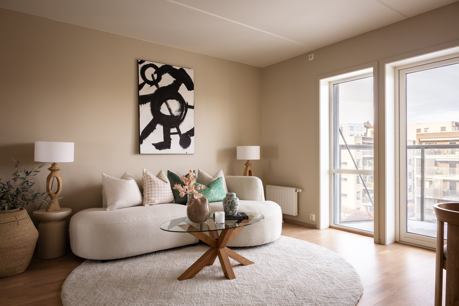 Leiligheten ligger i byggets 5. etasje med heisadkomst. Galleribilde