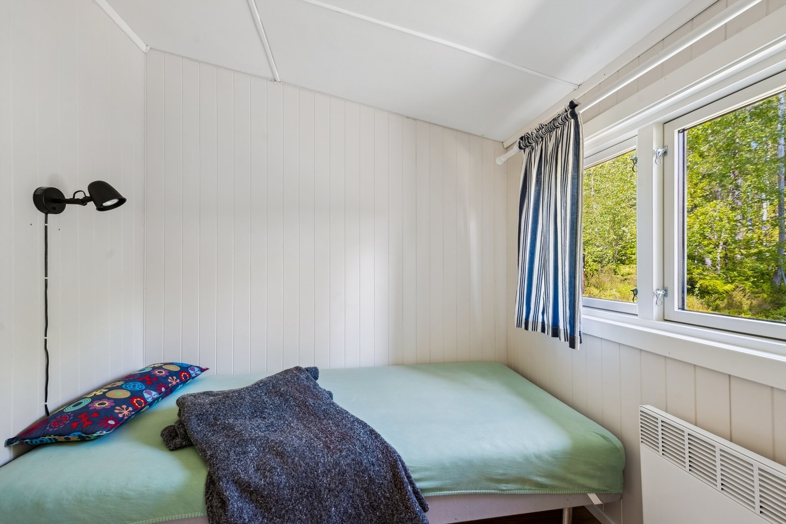 Soverom 3 - perfekt som barnerom, gjesterom eller hjemmekontor etter behov. Galleribilde