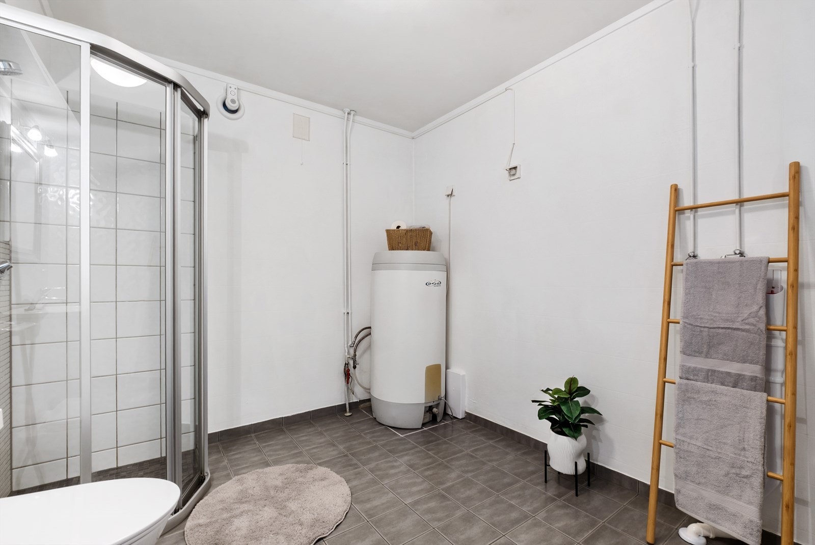 Varmtvannsberederen er fra 2010. Galleribilde