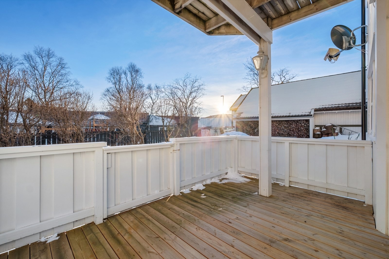 Terrassen ligger sørvendt og har et bruksareal på 10 m². Galleribilde