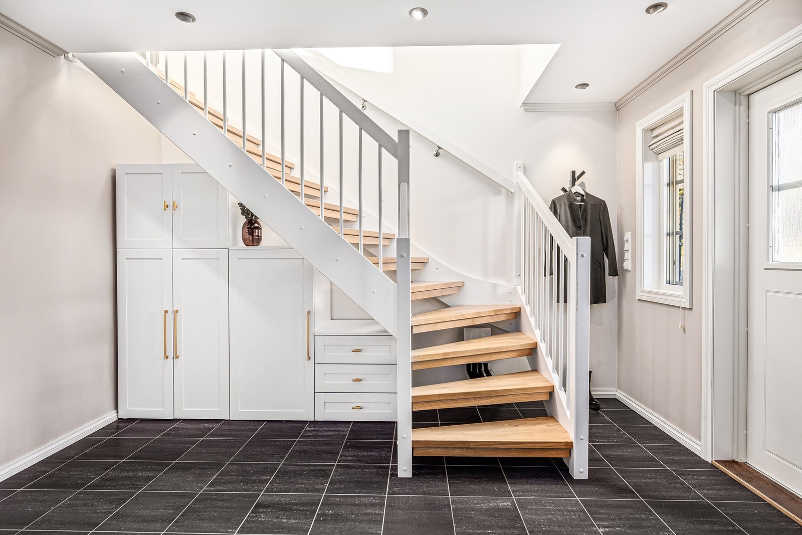 Vi beveger oss opp i boligens 2. etasje. Galleribilde