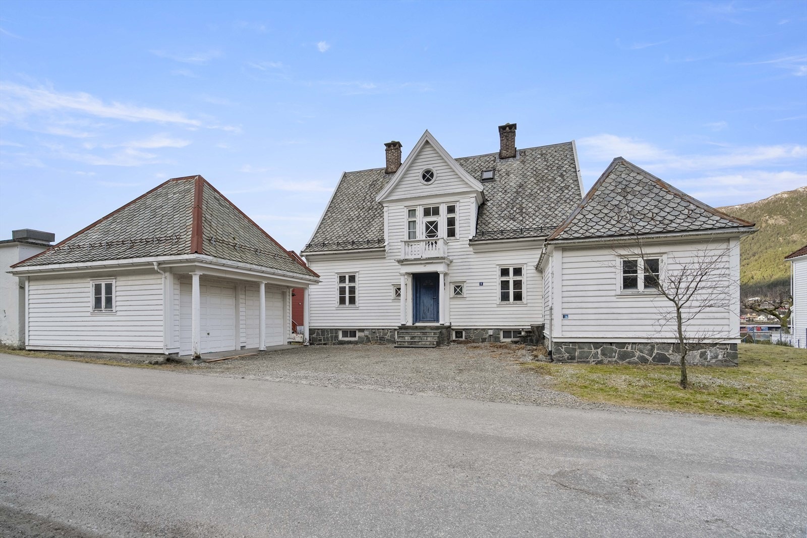 Bakkevegen 8 er ein del av kulturminneløypa i Svelgen Galleribilde