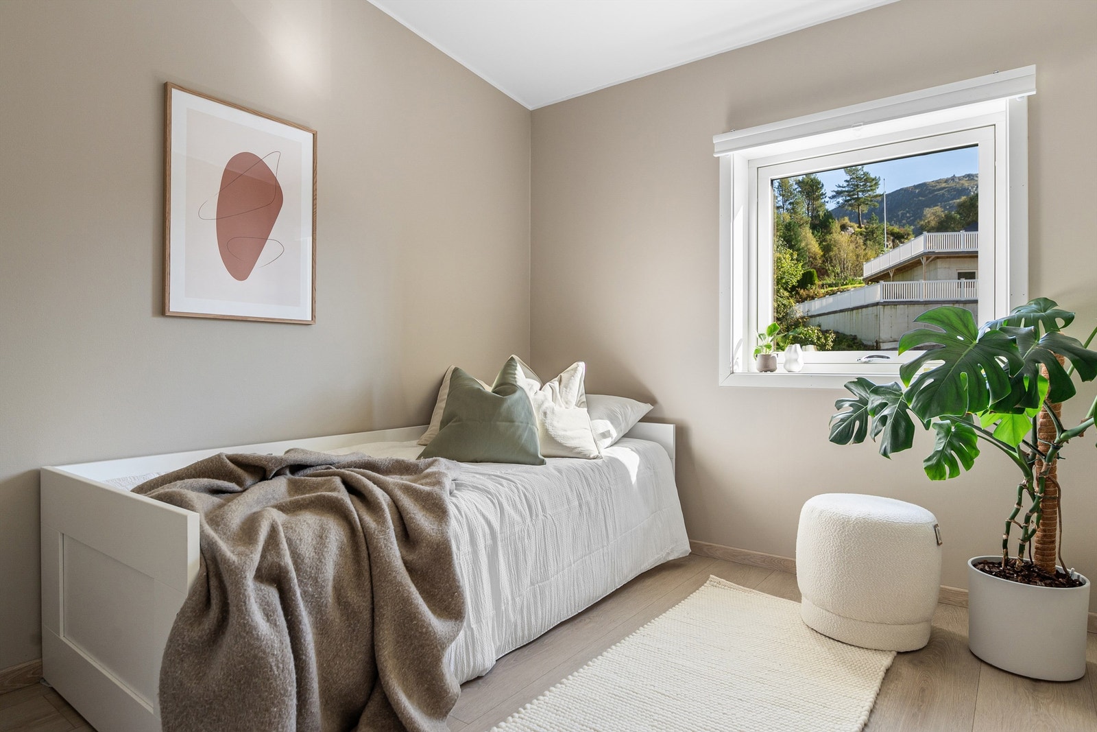 - Passer perfekt som barnerom eller gjesterom - Galleribilde