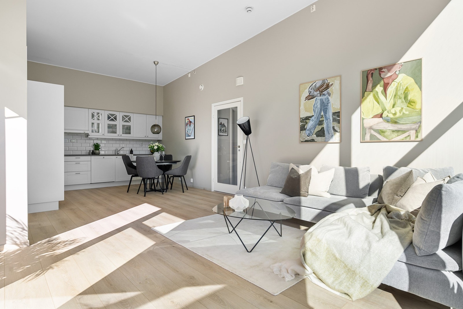 - Moderne åpen kjøkkenløsning - Galleribilde