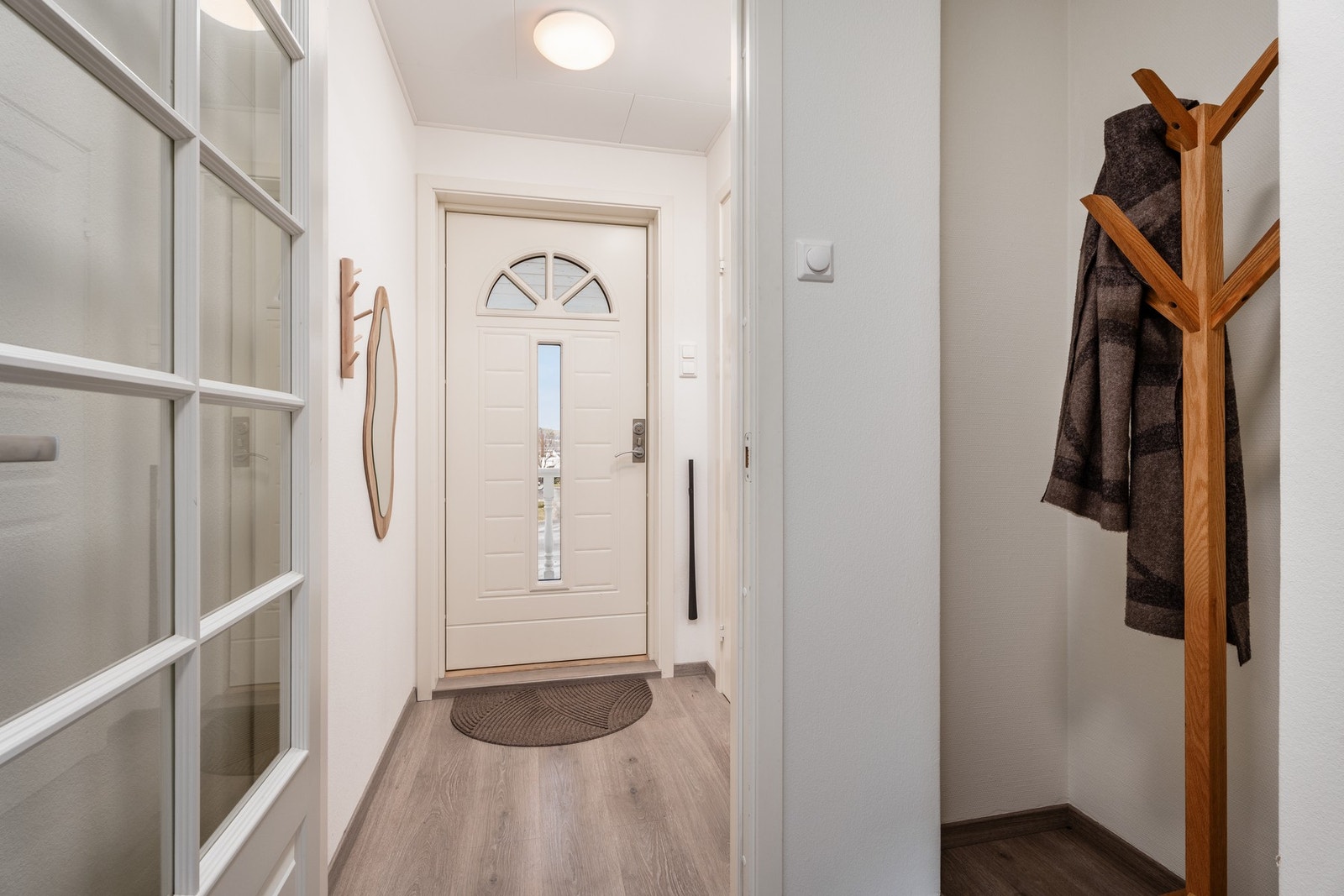 En lys entré ønsker deg velkommen. Galleribilde