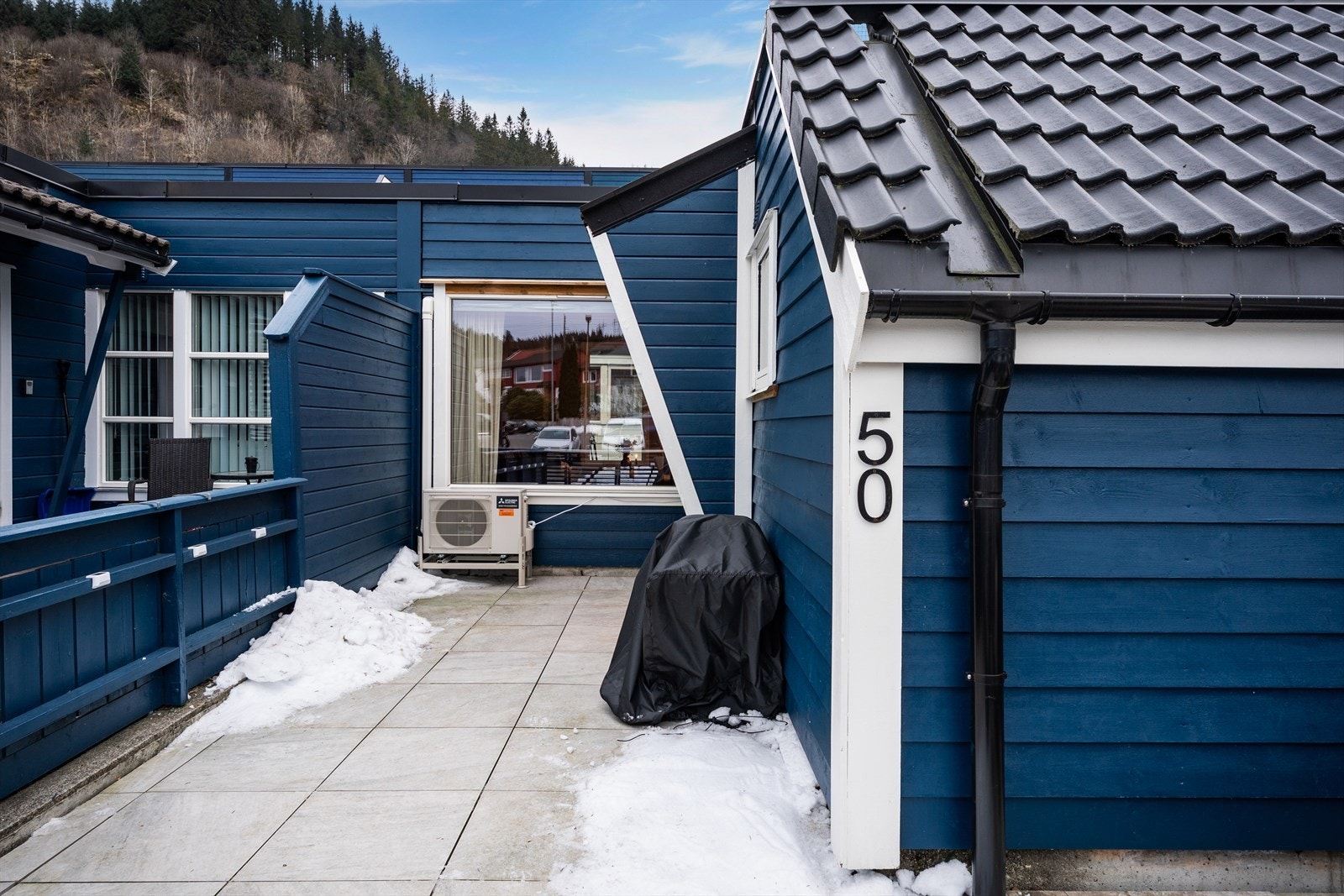 - Leiligheten har totalt hele 30 m² med uteplass! - Galleribilde