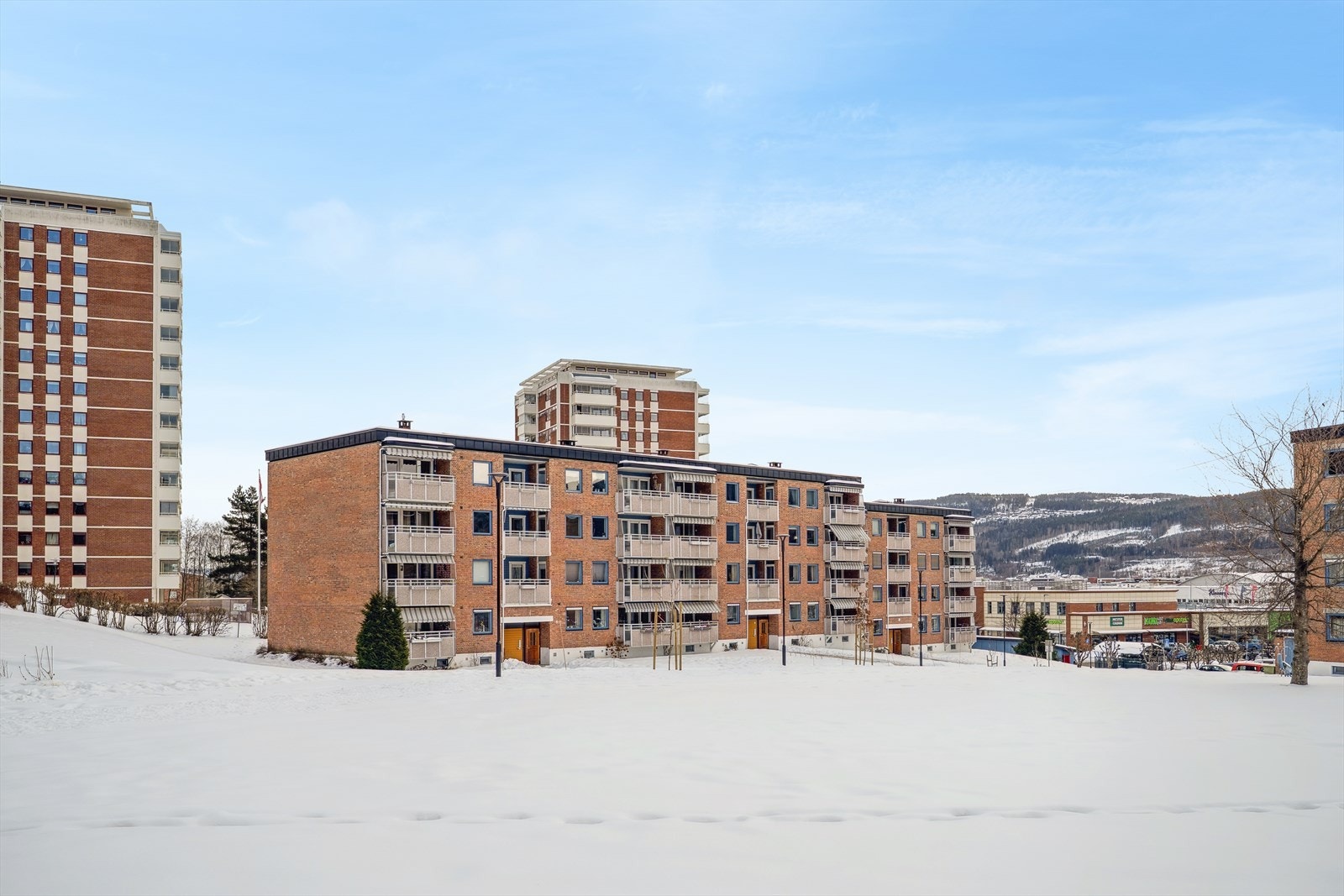 Et veletablert og sentralt boligområde med det meste av fritids- og servicetilbud tilgjengelig innen kort avstand Galleribilde